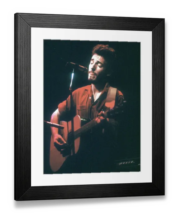Framed Print : Photo of Bruce Springsteen Framed Print : Photo of Bruce Springsteen