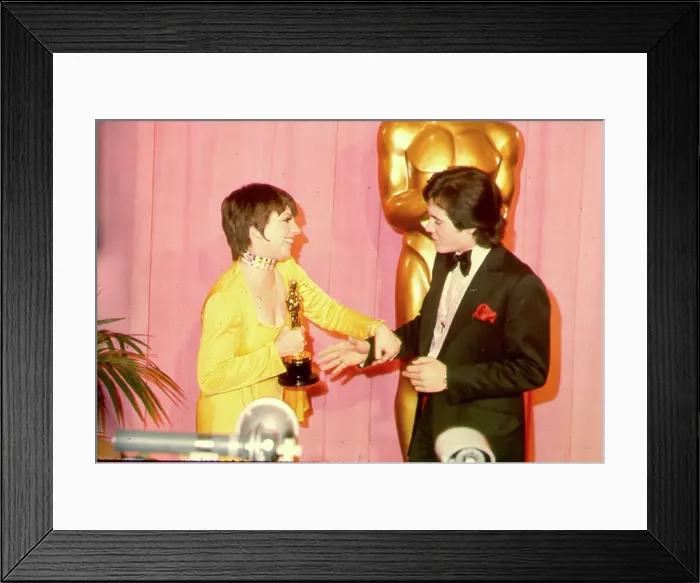 Framed Print : Liza At The Oscars Framed Print : Liza At The Oscars