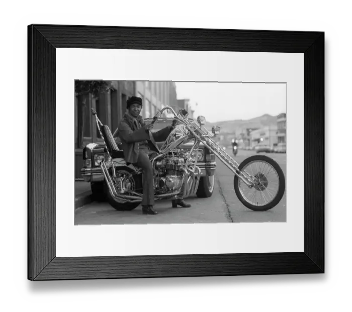Framed Print : Bubba Banks On A Motorcylce Framed Print : Bubba Banks On A Motorcylce