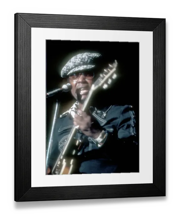 Framed Print : Photo of Willie Hutch