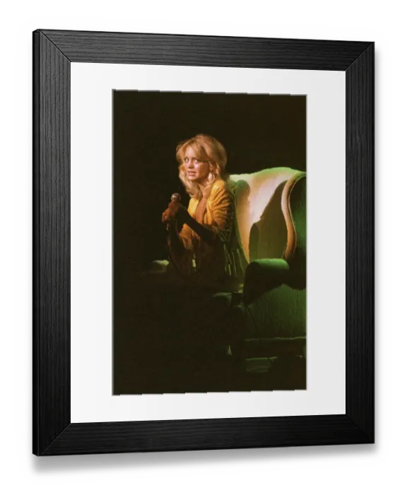 Framed Print : Goldie Hawn Plays Las Vegas Framed Print : Goldie Hawn Plays Las Vegas
