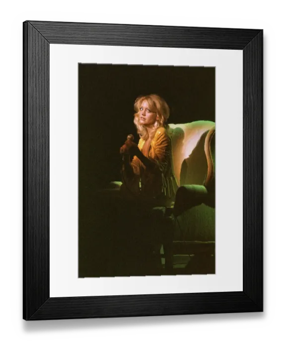 Framed Print : Goldie Hawn Plays Las Vegas Framed Print : Goldie Hawn Plays Las Vegas