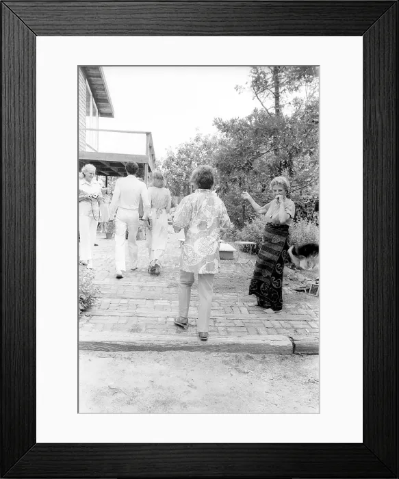 Framed Print : The Marriage Of Tony Perkins And Berry Berenson Framed Print : The Marriage Of Tony Perkins And Berry Berenson