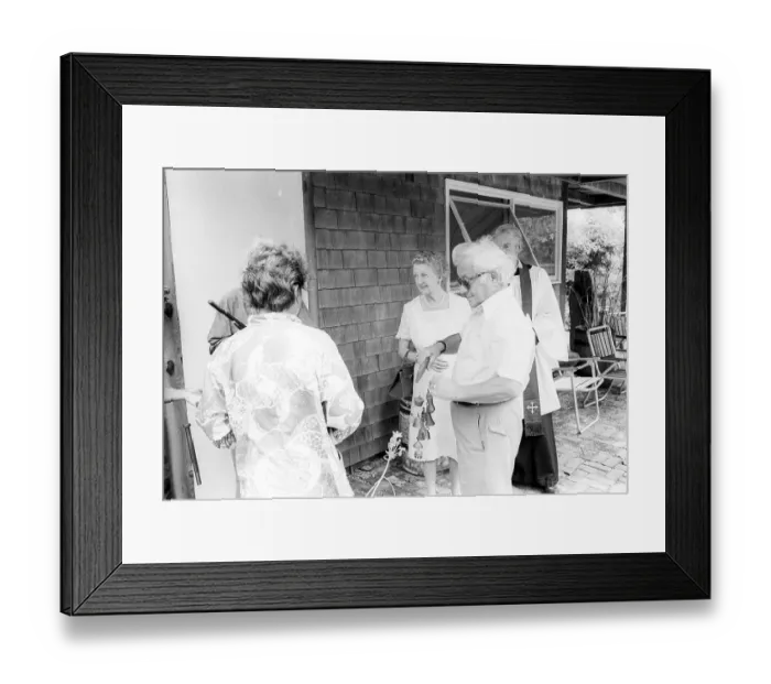 Framed Print : The Marriage Of Tony Perkins And Berry Berenson Framed Print : The Marriage Of Tony Perkins And Berry Berenson