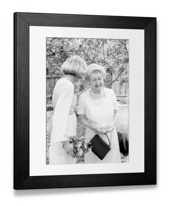 Framed Print : The Marriage Of Tony Perkins And Berry Berenson Framed Print : The Marriage Of Tony Perkins And Berry Berenson