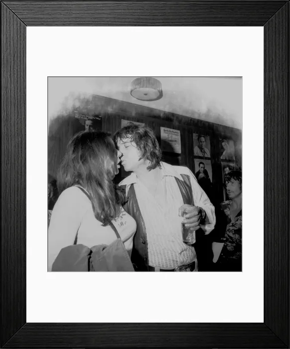Framed Print : Photo of Waylon Jennings Framed Print : Photo of Waylon Jennings