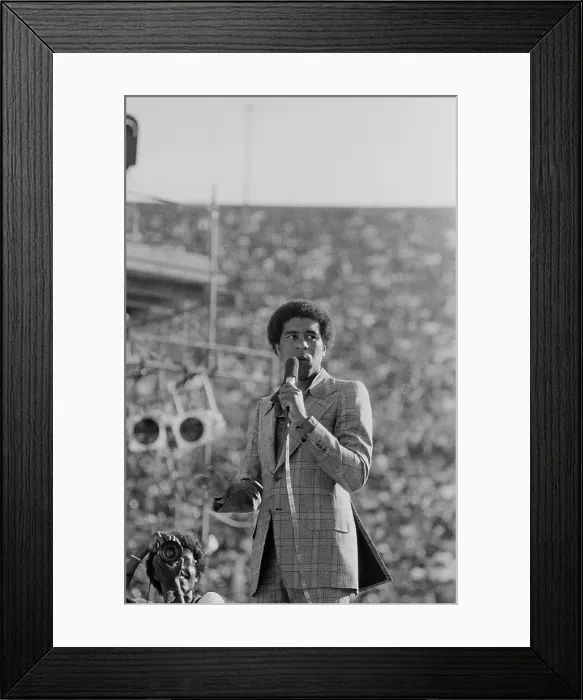 Framed Print : 1973 Watts Summer Festival - Concert Framed Print : 1973 Watts Summer Festival - Concert