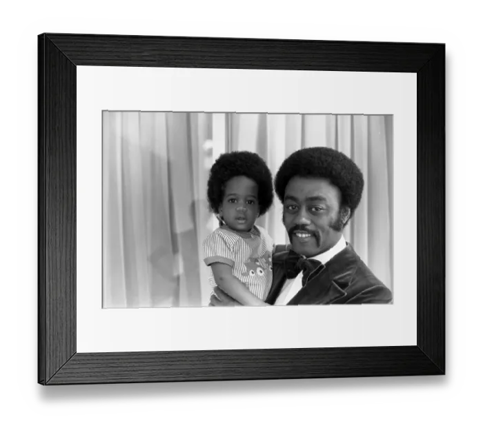 Framed Print : Johnnie Taylor Portrait Session With His Family Framed Print : Johnnie Taylor Portrait Session With His Family