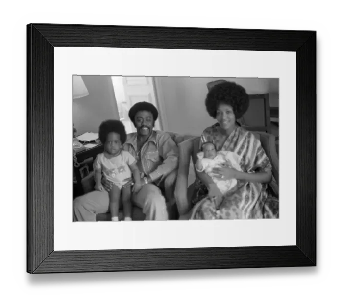 Framed Print : Johnnie Taylor Portrait Session With His Family Framed Print : Johnnie Taylor Portrait Session With His Family