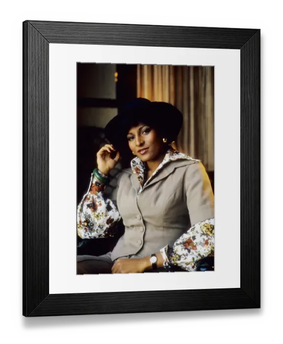 Framed Print : Pam Grier Portrait Session