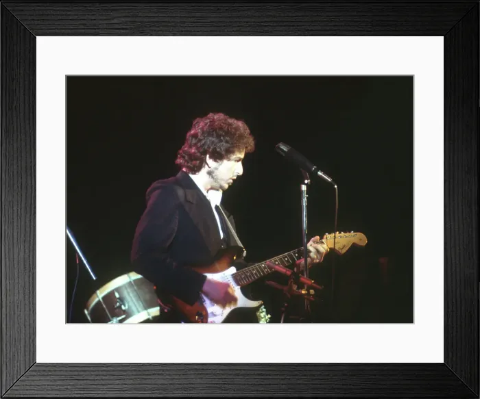 Framed Print : Bob Dylan Performing Framed Print : Bob Dylan Performing