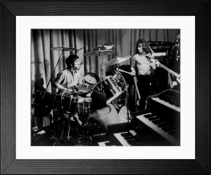 Framed Print : The Raspberries With Keith Moon Sitting In
