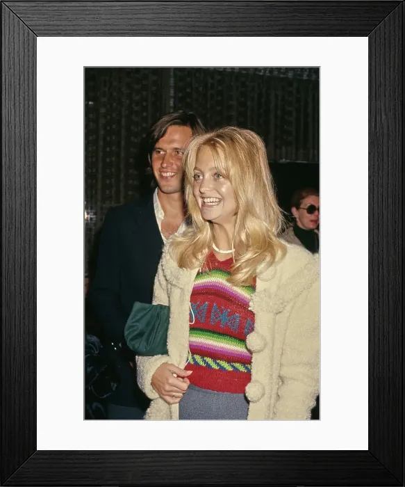 Framed Print : Bruno Wintzell & Goldie Hawn Framed Print : Bruno Wintzell & Goldie Hawn