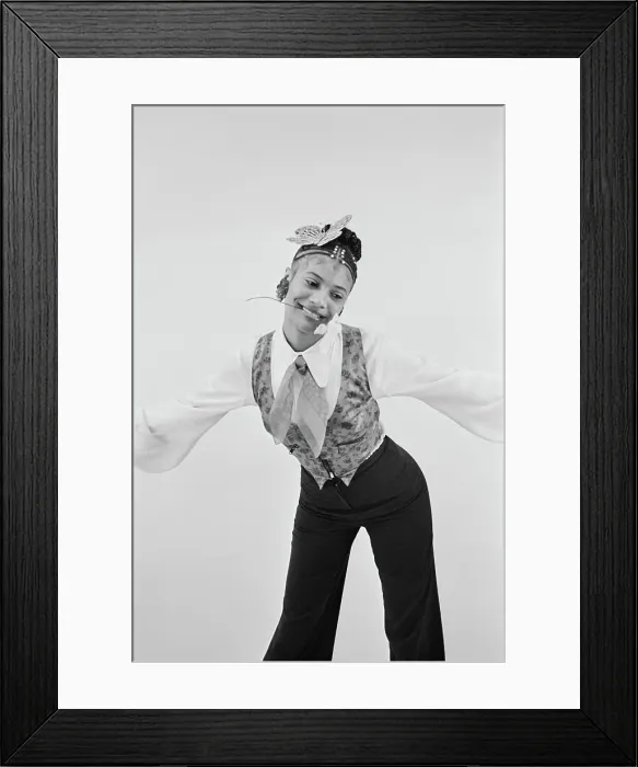 Framed Print : Lisa Jones - Soul Train Dancers Framed Print : Lisa Jones - Soul Train Dancers