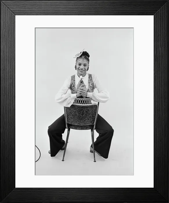 Framed Print : Lisa Jones - Soul Train Dancers Framed Print : Lisa Jones - Soul Train Dancers