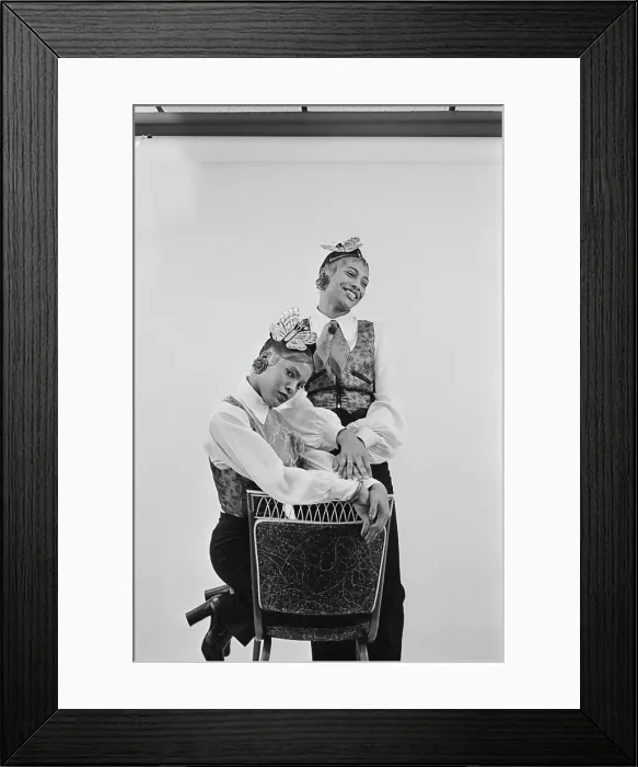 Framed Print : Lisa Jones And Pat Davis - Soul Train Dancers Framed Print : Lisa Jones And Pat Davis - Soul Train Dancers