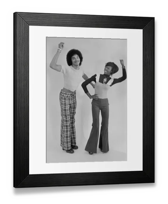 Framed Print : Tyrone Swan - Soul Train Dancer