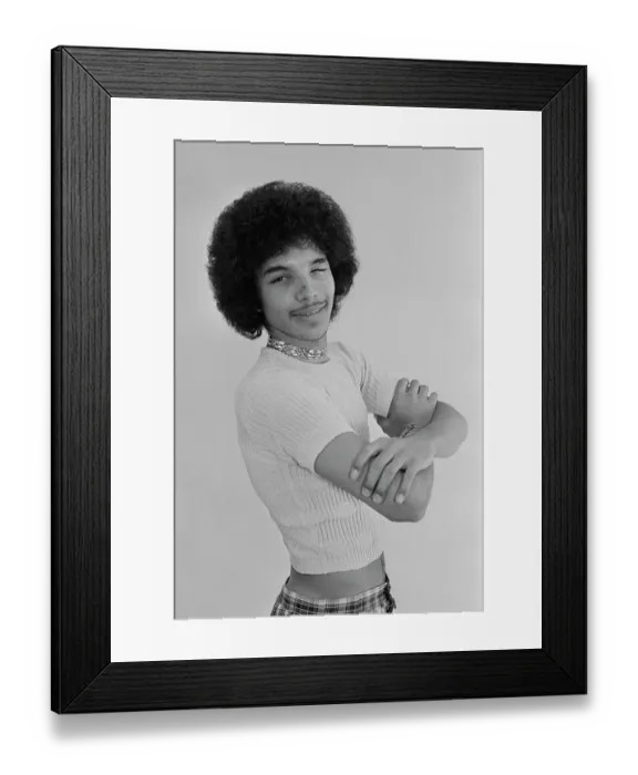 Framed Print : Tyrone Swan - Soul Train Dancer
