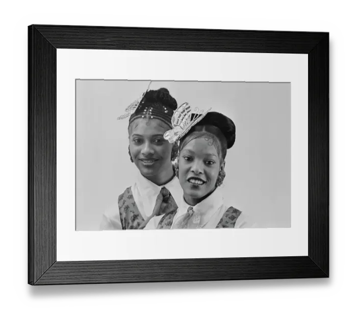 Framed Print : Lisa Jones And Pat Davis - Soul Train Dancers Framed Print : Lisa Jones And Pat Davis - Soul Train Dancers