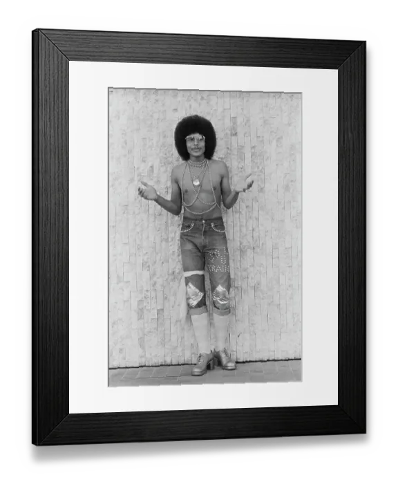 Framed Print : Tyrone Swan - Soul Train Dancer
