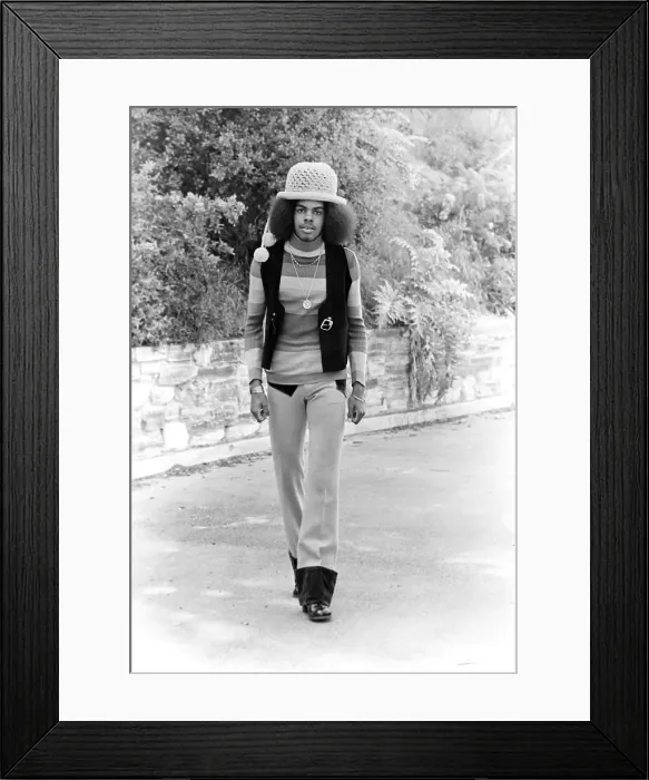 Framed Print : Edmund Sylvers Framed Print : Edmund Sylvers