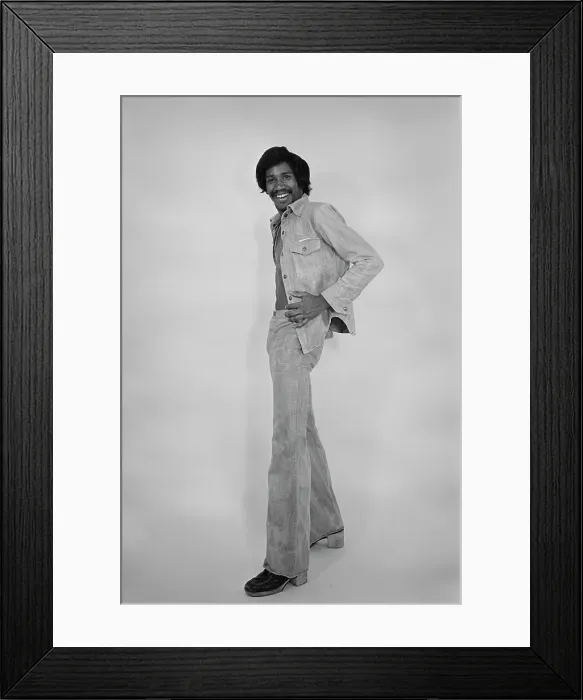 Framed Print : Tyrone Proctor - Soul Train Dancer