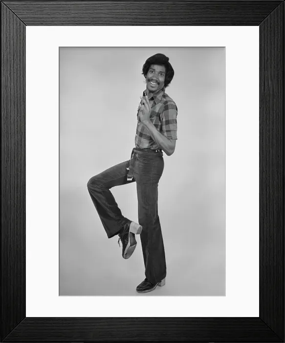 Framed Print : Tyrone Proctor - Soul Train Dancer Framed Print : Tyrone Proctor - Soul Train Dancer