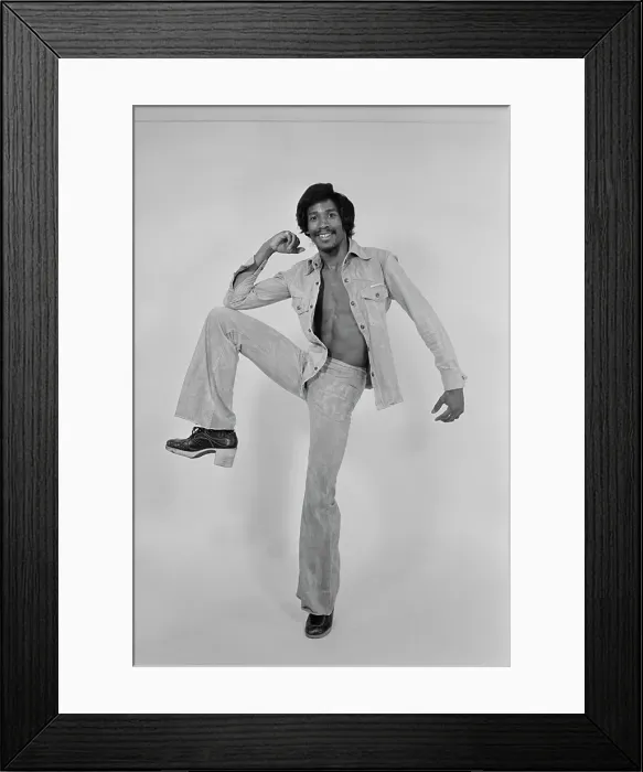 Framed Print : Tyrone Proctor - Soul Train Dancer