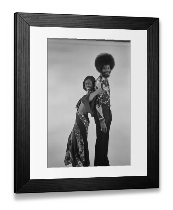 Framed Print : Soul Train Dancers