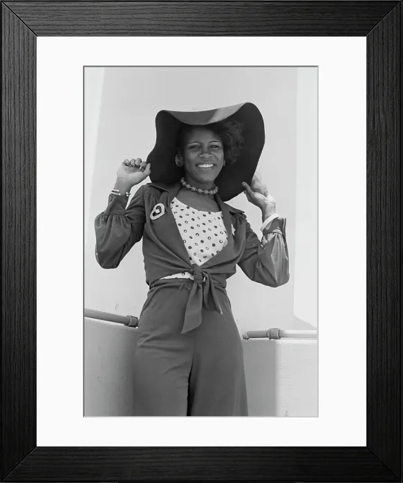 Framed Print : Sharon Hill - Soul Train Dancers Framed Print : Sharon Hill - Soul Train Dancers