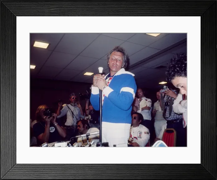 Framed Print : Evel Knievel At Snake River Canyon