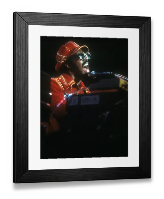 Framed Print : Stevie Wonder Performs Onstage Framed Print : Stevie Wonder Performs Onstage