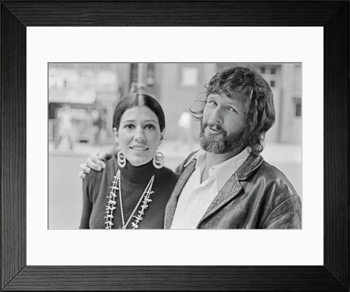 Framed Print : Rita Coolidge & Kris Kristofferson Framed Print : Rita Coolidge & Kris Kristofferson