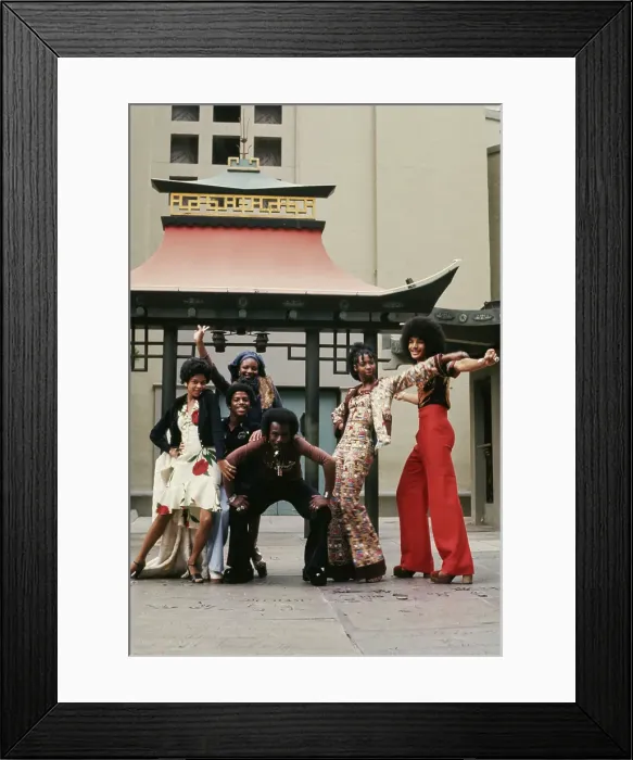 Framed Print : Right on! Fashion Shoot, 1974 Framed Print : Right on! Fashion Shoot, 1974
