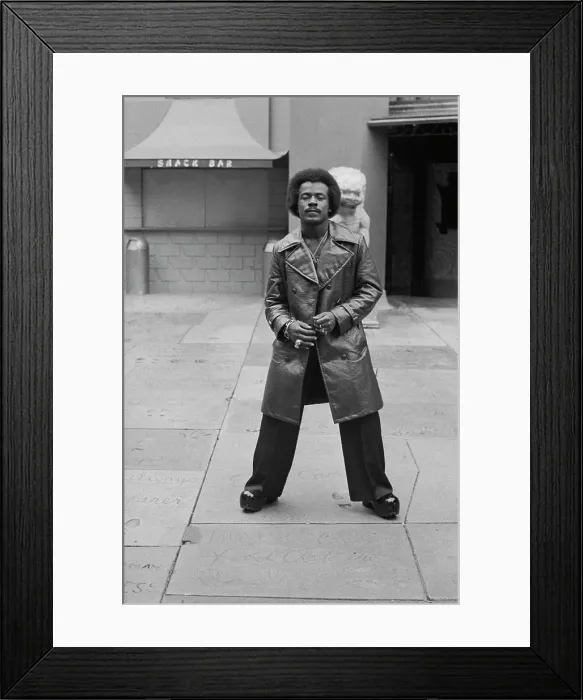 Framed Print : Soul Train Dancer Fashion shoot Framed Print : Soul Train Dancer Fashion shoot