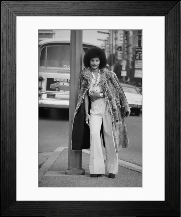 Framed Print : Soul Train Dancer Fashion Shoot Framed Print : Soul Train Dancer Fashion Shoot