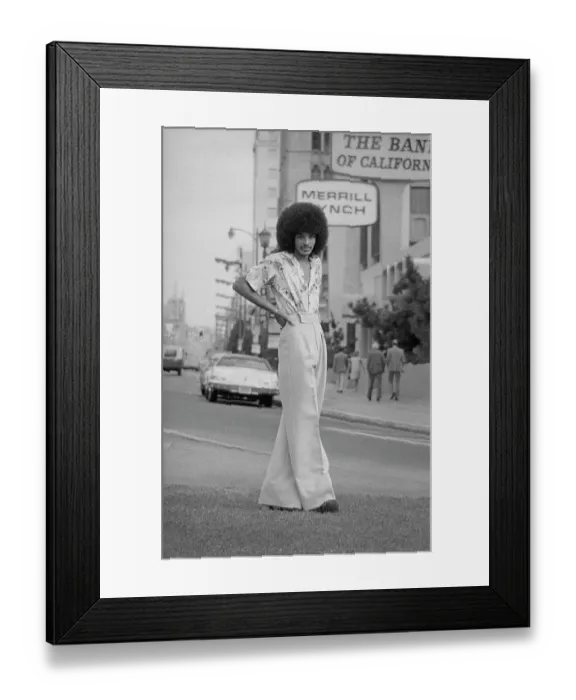 Framed Print : Soul Train Dancer Fashion Shoot Framed Print : Soul Train Dancer Fashion Shoot