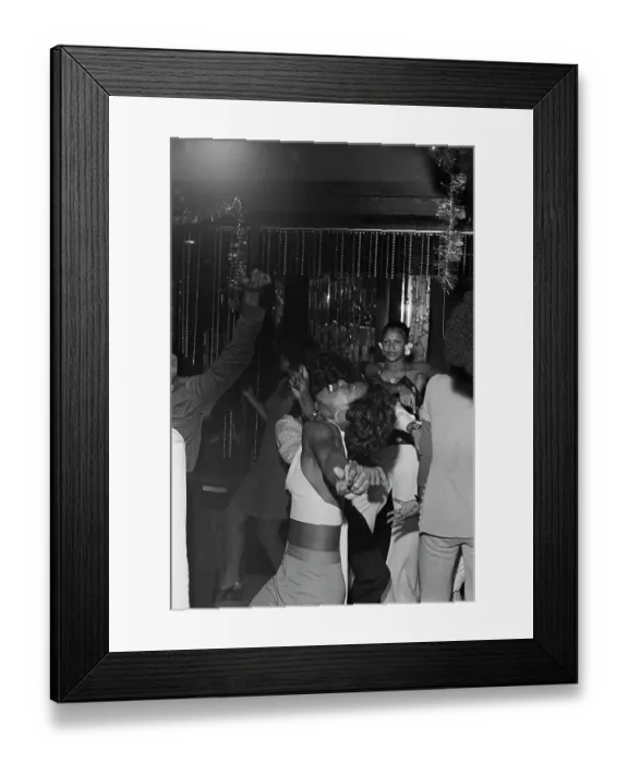Framed Print : Soul Train Dancers Attend Speakeasy Xmas Party Framed Print : Soul Train Dancers Attend Speakeasy Xmas Party