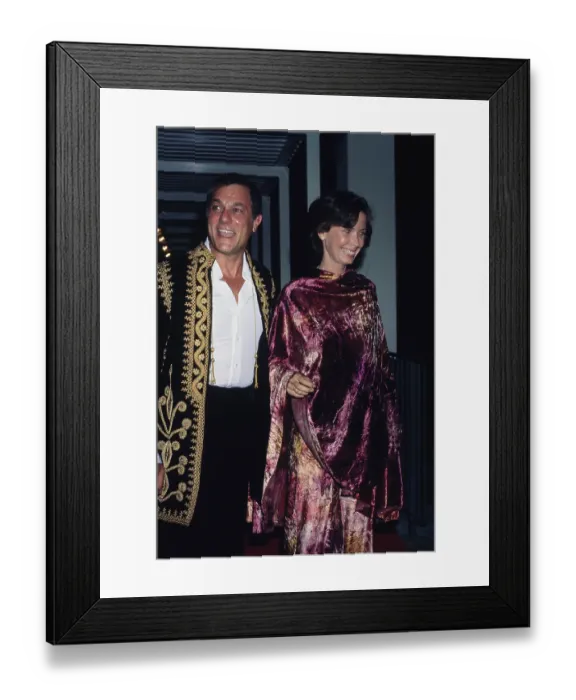 Framed Print : Tony Curtis & Leslie Allen Framed Print : Tony Curtis & Leslie Allen