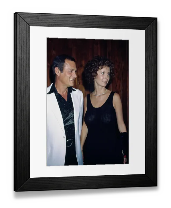 Framed Print : Tony Curtis & Leslie Allen Framed Print : Tony Curtis & Leslie Allen