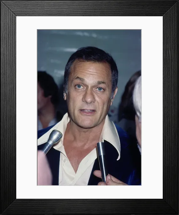 Framed Print : Tony Curtis, American Actor Framed Print : Tony Curtis, American Actor