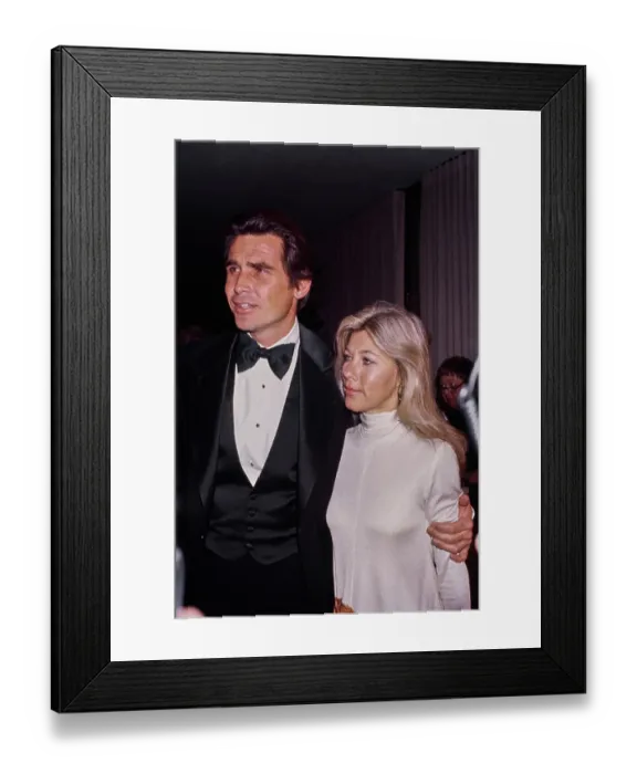 Framed Print : James Brolin & Jane Cameron Agee Framed Print : James Brolin & Jane Cameron Agee