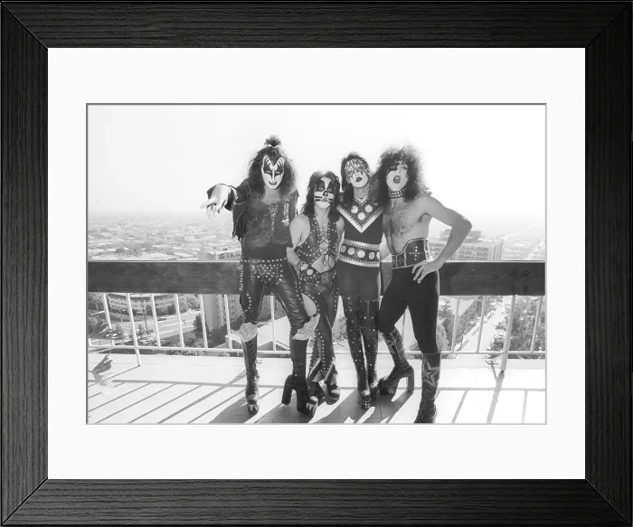 Framed Print : Kiss Portrait Session In LA Framed Print : Kiss Portrait Session In LA