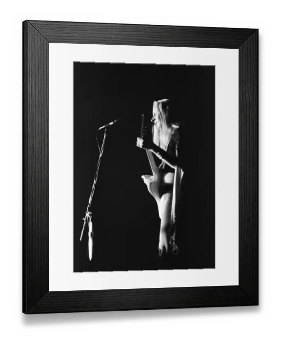 Framed Print : Johnny Winter In Concert Framed Print : Johnny Winter In Concert