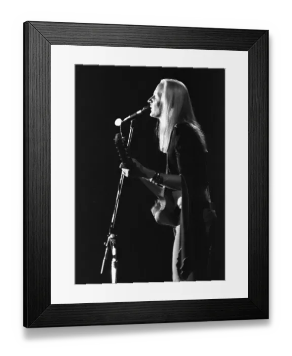 Framed Print : Johnny Winter In Concert Framed Print : Johnny Winter In Concert