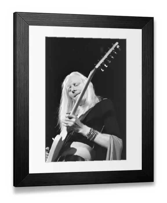 Framed Print : Johnny Winter In Concert Framed Print : Johnny Winter In Concert