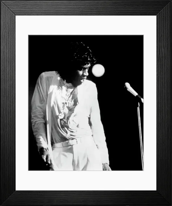 Framed Print : Performing In Los Angeles Framed Print : Performing In Los Angeles