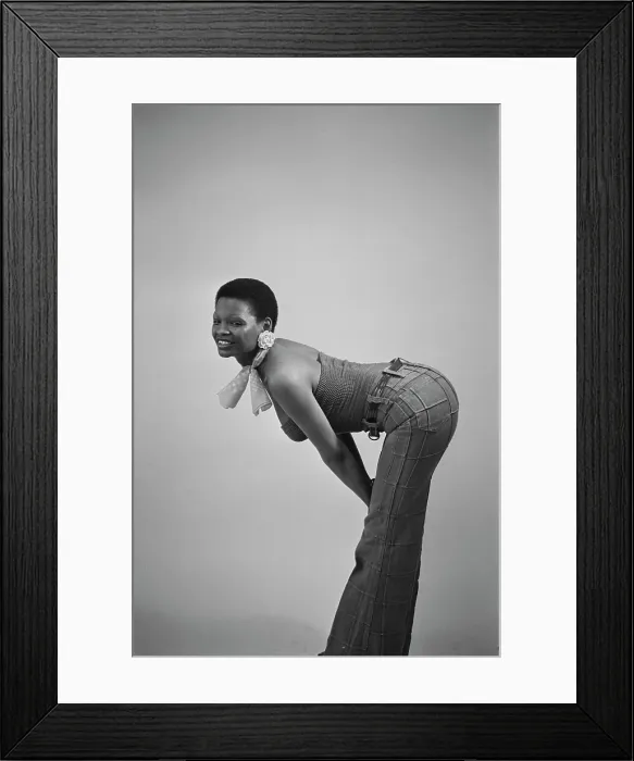 Framed Print : Thelma Davis - Soul Train Dancer