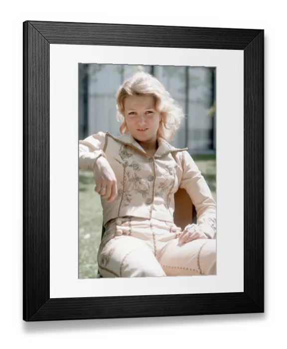 Framed Print : Tanya Tucker Framed Print : Tanya Tucker