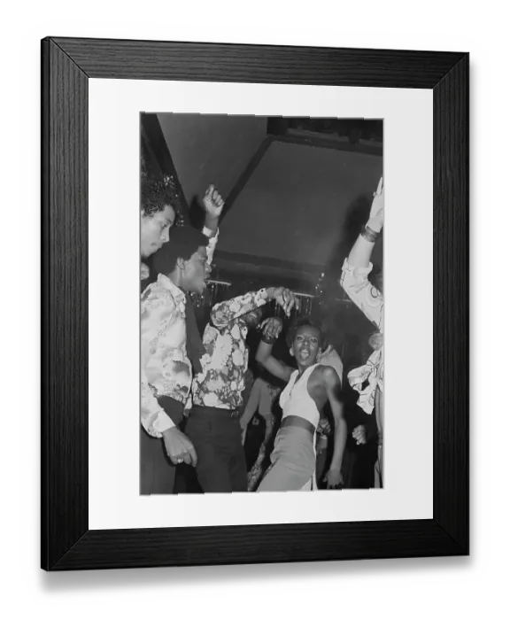 Framed Print : Soul Train Dancers